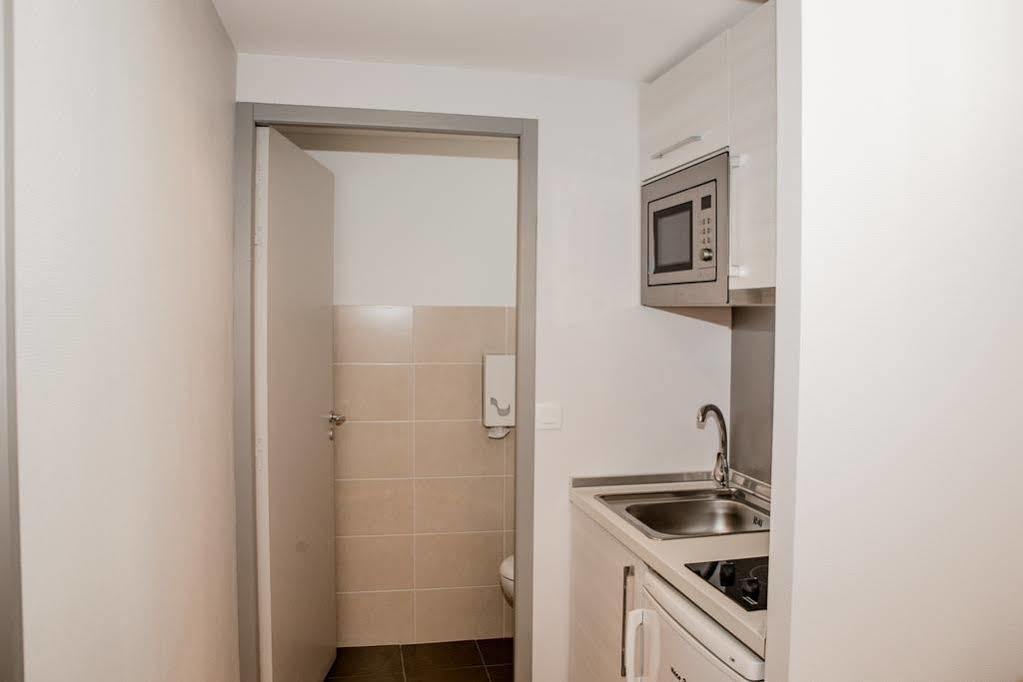 Annexe Hotel De La Gare Андай Экстерьер фото